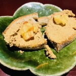 焼鳥 本田 - レバーパテ、林檎の蜂蜜付けトッピング