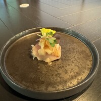茶亭 - ブリの藁焼き｡鬼おろしに麻辣ソース｡