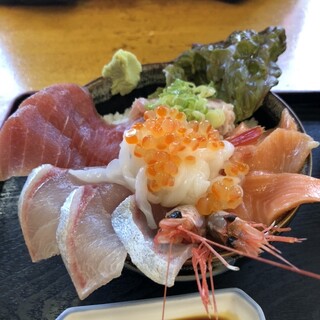 和食処なぎさや_0