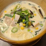 グリーンカレー専門店 メティ - ラーメン950円