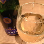 カルテット - シャンパーニュ・ポメリー・ブリュット・ロワイヤル（８，０００円）２０１３年１１月