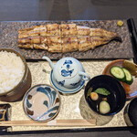 うな臣 - 白焼き御膳 ご飯大盛