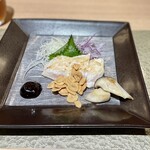 日本料理 八重山 - 焼物：メカジキのステーキ 青パパイヤ添え