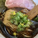 極麺 青二犀 - 柚子のトッピングが嬉しい！