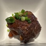 ホームダイニング 新川商店 - 豚なんこつ煮