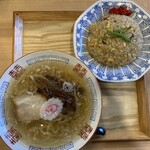 日の出製麺 - ラーチャン 1,000円
