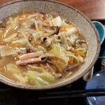 ちゃんぽん亭 コシキ - あさり、イカ、タコが入っている魚介系「あんかけちゃんぽん」