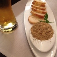 ラシーヌ - ディナーアミューズ！山盛り感が笑えます。もう、たーーーぷり付けてパリパリ食べましたよ！