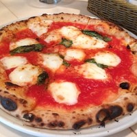 イタリアーナ エノテカ ドォーロ - ランチ ピッツァマルゲリータ
