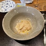 やまぐち - 河豚白子がソースとなり出汁は蛤とテールで深味を感じます