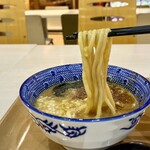 白楽 栗山製麺 - 麺リフト