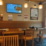 カツの太さは5センチ - 店内