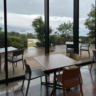 海の見えるレストラン_2