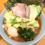 Yokohama Ie Kei Ramen Mitoya - 得ラーメン中＠950円＋上のり＠100円