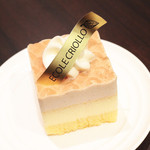 Criollo CAFE - モンブランチーズケーキ　(500円　持ち帰り450円)  '13 10月下旬