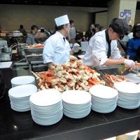 リュクス ダイニング ハプナ - タラバかな?　油カニかな?　さすがに足だけでは判断できん(汗)