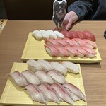 銀のさら 岐阜北店 - 下　ハマチ他　上　本鮪中トロ他
