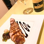 タヴォロッツァ - 豚ロースのポルケッタ