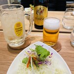 とんかつ成蔵 - サラダ、角ハイボール、ビール