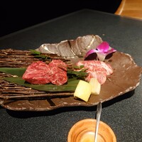 名古屋焼肉きらく - サガリとハラミ