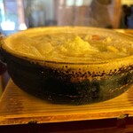 味噌煮込みうどん よし喜 - ソーセージと野菜　チーズ白味噌仕立て（卵入り）