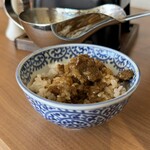 YOICHI - とろとろ牛すじカレー、釜炊きご飯