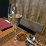 オステリア プロフーモ - スパークリングワイン