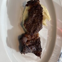 37 Steakhouse & Bar - 