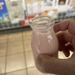 パンと牛乳の店 ミルクスタンド - 