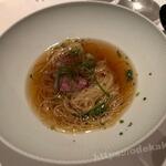 ベッラ・ヴィスタ - 鴨肉と東京ねぎのスープパスタ ​キッコーゴ醤油仕立て