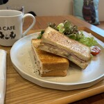 LB CAFE - 