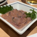 Tenjin Namba Shotto - イカの塩辛（依頼していないのに友人分とふた皿に分けていただく配慮に感謝）