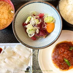 ゆず - ３品 まぐろ納豆＋煮込みハンバーグ＋イカ刺し 1,650円（込）