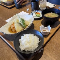 ダイナミックキッチン＆バー 響  新宿サザンタワー店 - 