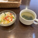 Haseichi Kohi - セットのサラダとスープ