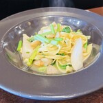 バルハチゴー - ペペロンチーノ♡