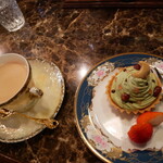 アンティーク珈琲館　魔女のランプ - ケーキセット