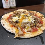 バルハチゴー - 焼きたてのピッツァ