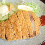 とんかつ かつ金 - ロースかつ定食。