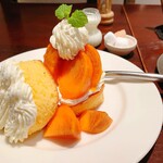 パルファン - 柿のショートケーキ