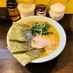 家系ラーメン ジェット家 - 