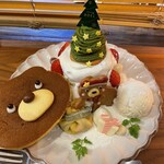 ヘンテコ 森の洋菓子店 - クリスマスクマパンケーキプレート