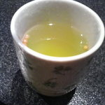 珊瑚礁 - 食後に昆布茶