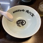 横浜家系ラーメン 魂心家 - こうなれば、店員さん呼んでまくり券もらおうー。