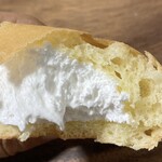パン工場 - ふわふわミルクホイップパン