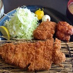 とんかつ 丸蔵 - 肉MIX定食 2500円