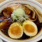 らぁ麺 おかむら - おかブラック　煮卵追加