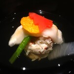 日本料理 幸庵 - 松葉ガニ真薯の煮物椀アップ