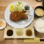 イブファーム - イノブタのロースとんかつ定食  200g