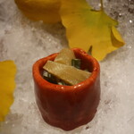 日本料理 幸庵 - カズノコと茎わかめの腐乳仕立て